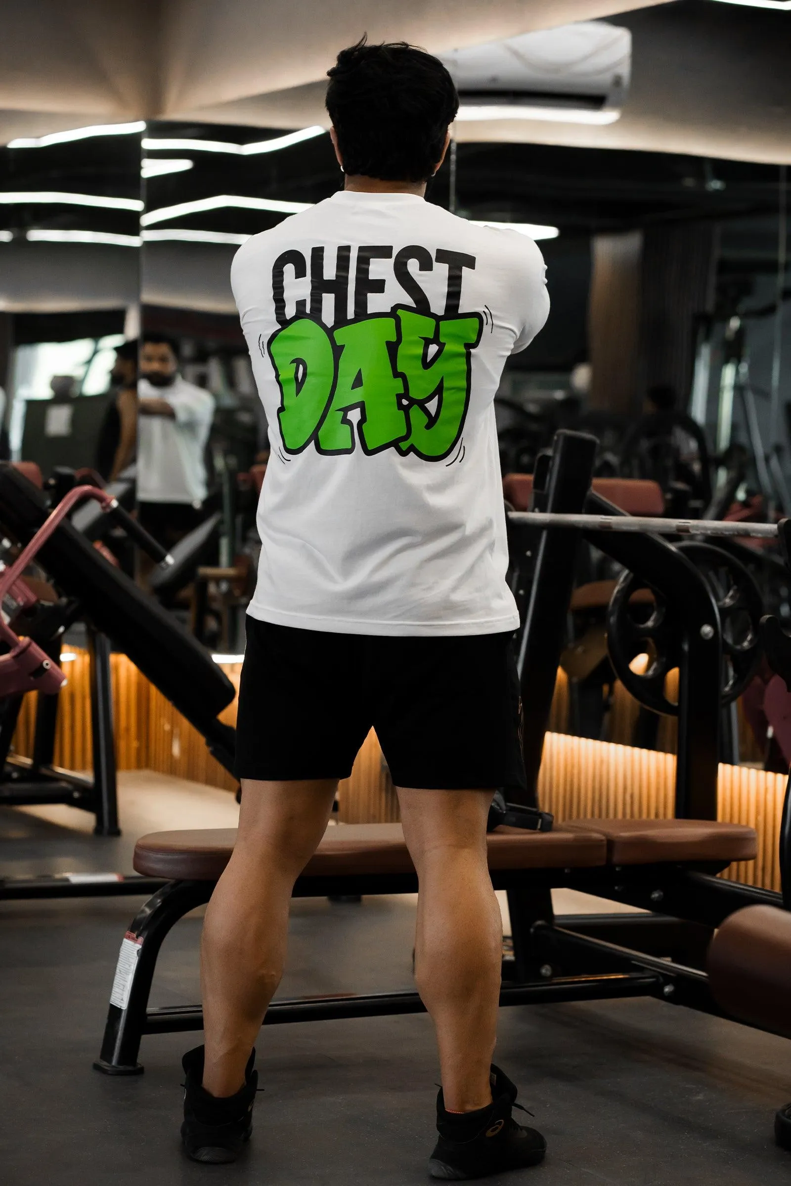 CHEST DAY OVERSIZED T-SHIRT